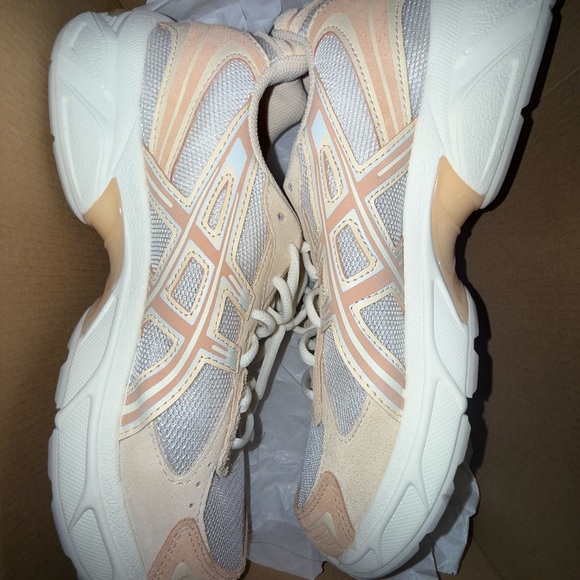 ASICS Women's Cream and Tan Sneakers - Picture 7 of 7